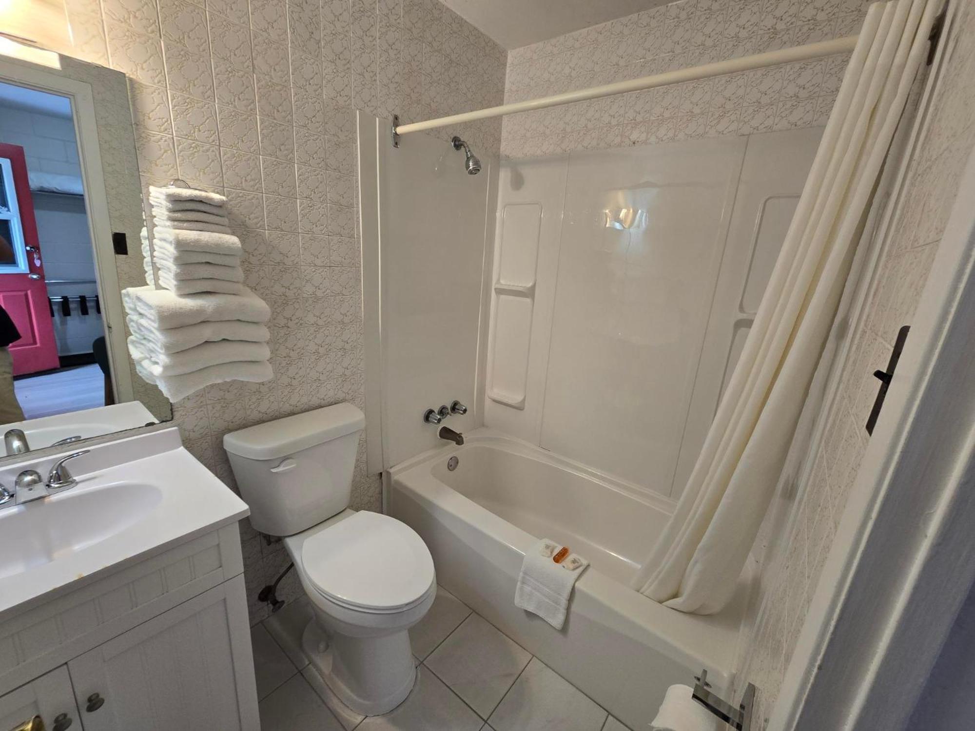 Top Notch Motel Віартон Екстер'єр фото